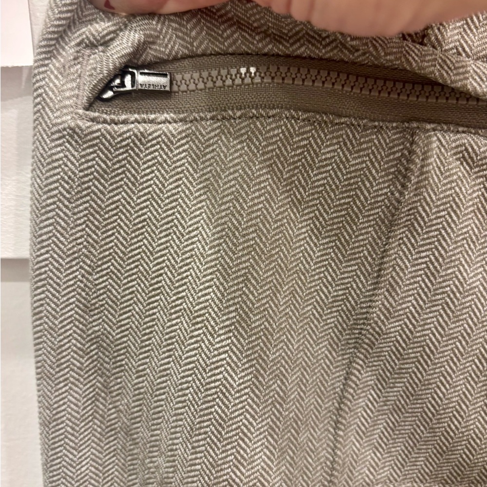 Athleta Delancey Herringbone Leggings in Asphalt Size L - Picture 8 of 9